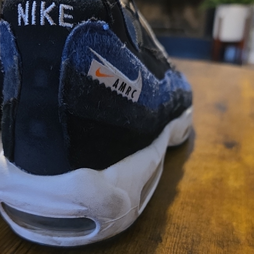 Nike Men's Black and Blue Lace-Up Sneakers - Picture 9 of 14